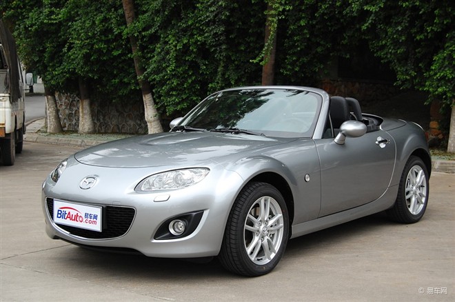 馬自達MX-5（進口）現29.98萬，需預定