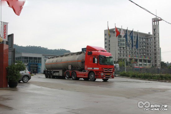      ?；愤\輸行業進口車受青睞